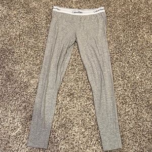 Grey Calvin Klein Leggings - size medium